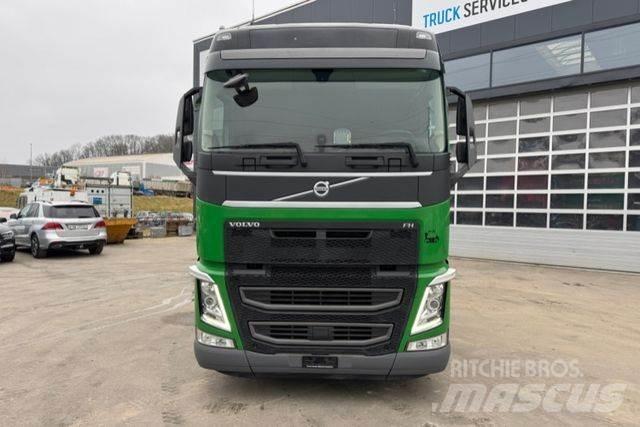 MAN TGX 33.520 6x4 Vetopöytäautot
