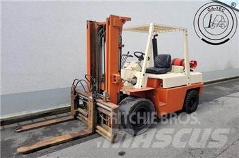 Nissan BF03A35U Nestekaasutrukit
