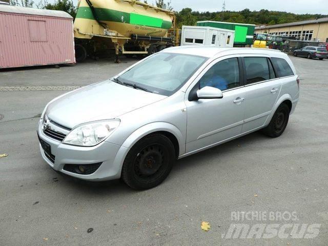 Opel Astra - Henkilöautot