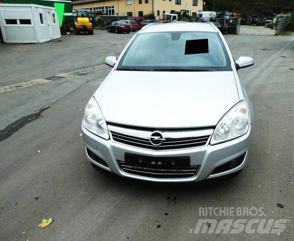 Opel Astra - Henkilöautot