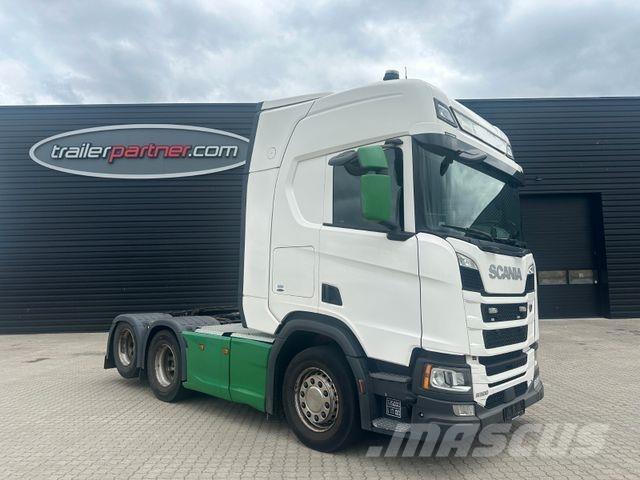 Scania R 500 6x2 Vetopöytäautot