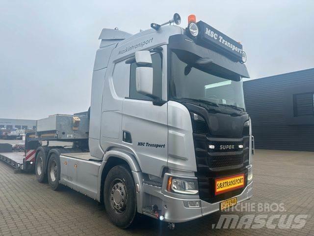 Scania R 730 V8 6x4 Vetopöytäautot