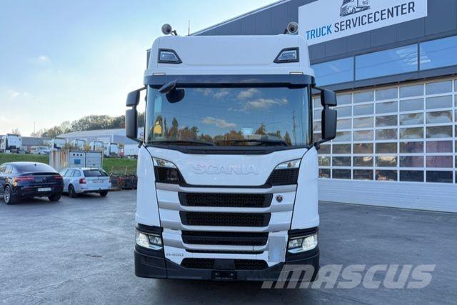 Scania R450 4x2 Vetopöytäautot