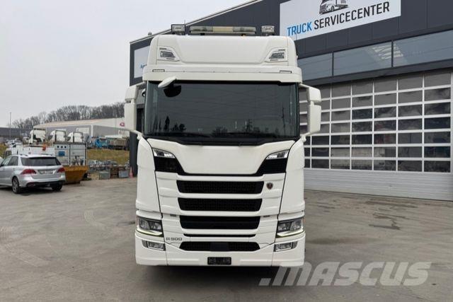 Scania R500 4x2 Vetopöytäautot