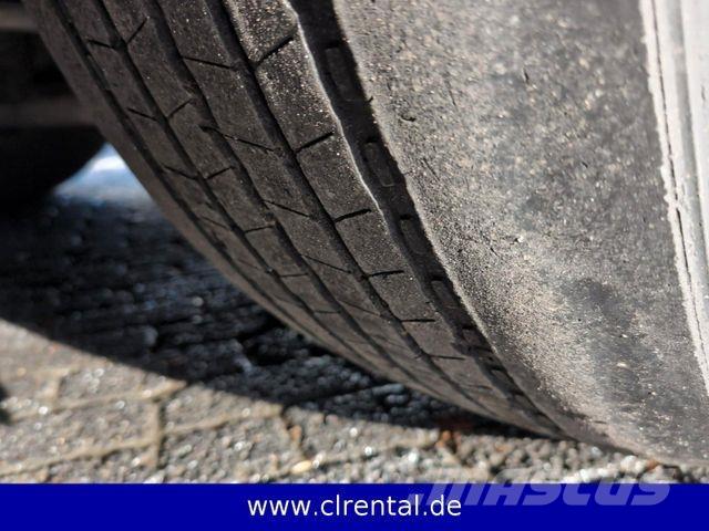 Scania R560 V8 Vetopöytäautot