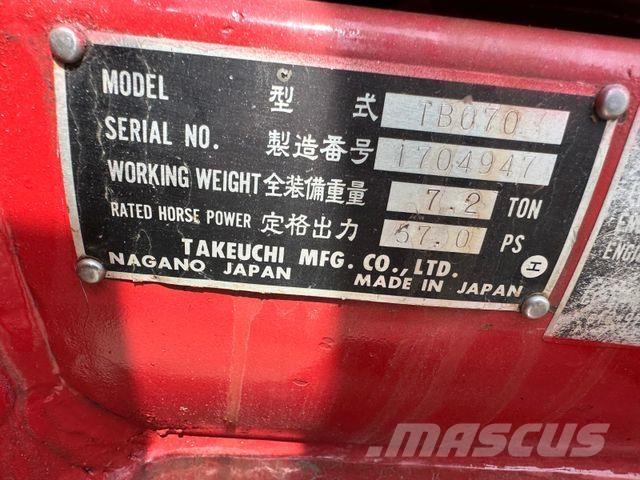 Takeuchi TB070 Minikaivukoneet < 7t