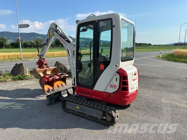 Takeuchi TB216 Minikaivukoneet < 7t