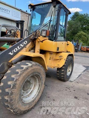 Volvo L30 Pyöräkuormaajat