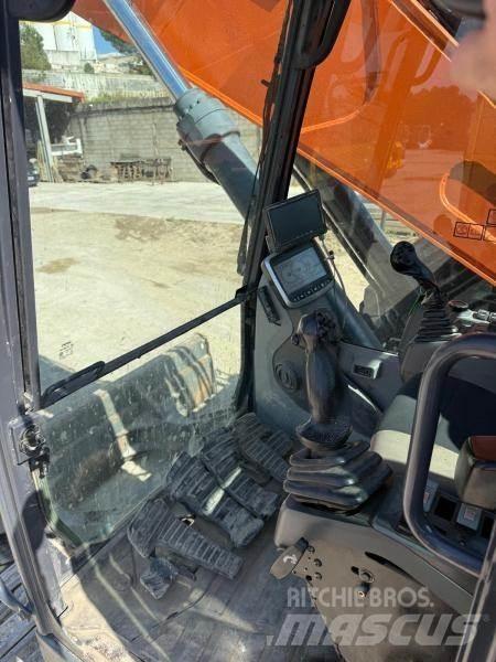Doosan DX235LCR Telakaivukoneet