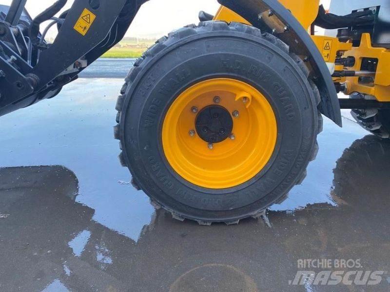 JCB 403 Liukuohjatut kuormaajat