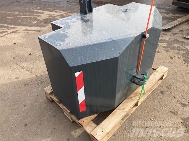  - - -  1500 KG Etupainot