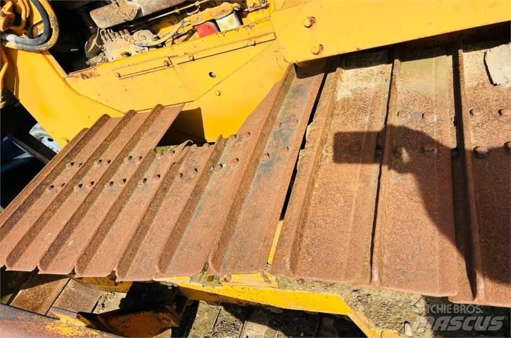CASE 1150C Telaketjupuskutraktorit