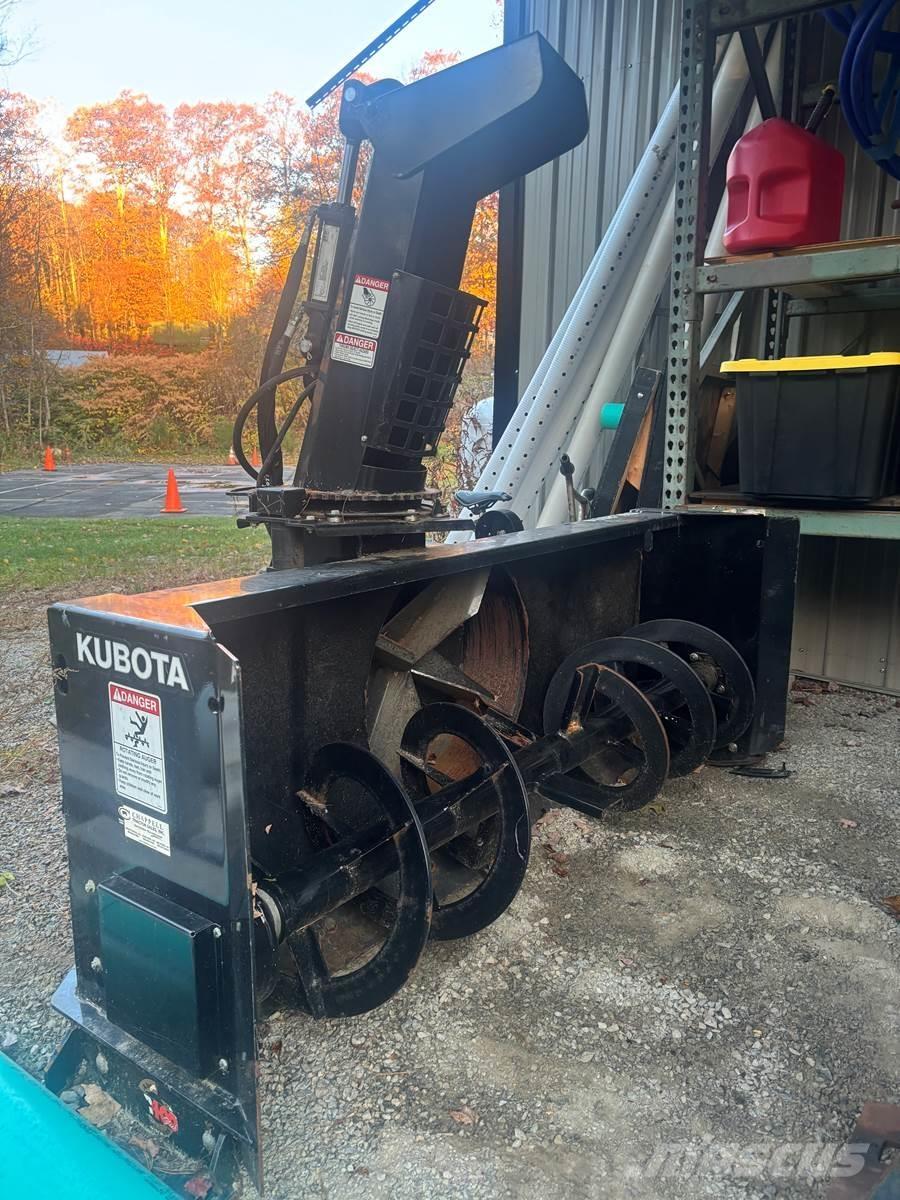 CASE 321F Pyöräkuormaajat