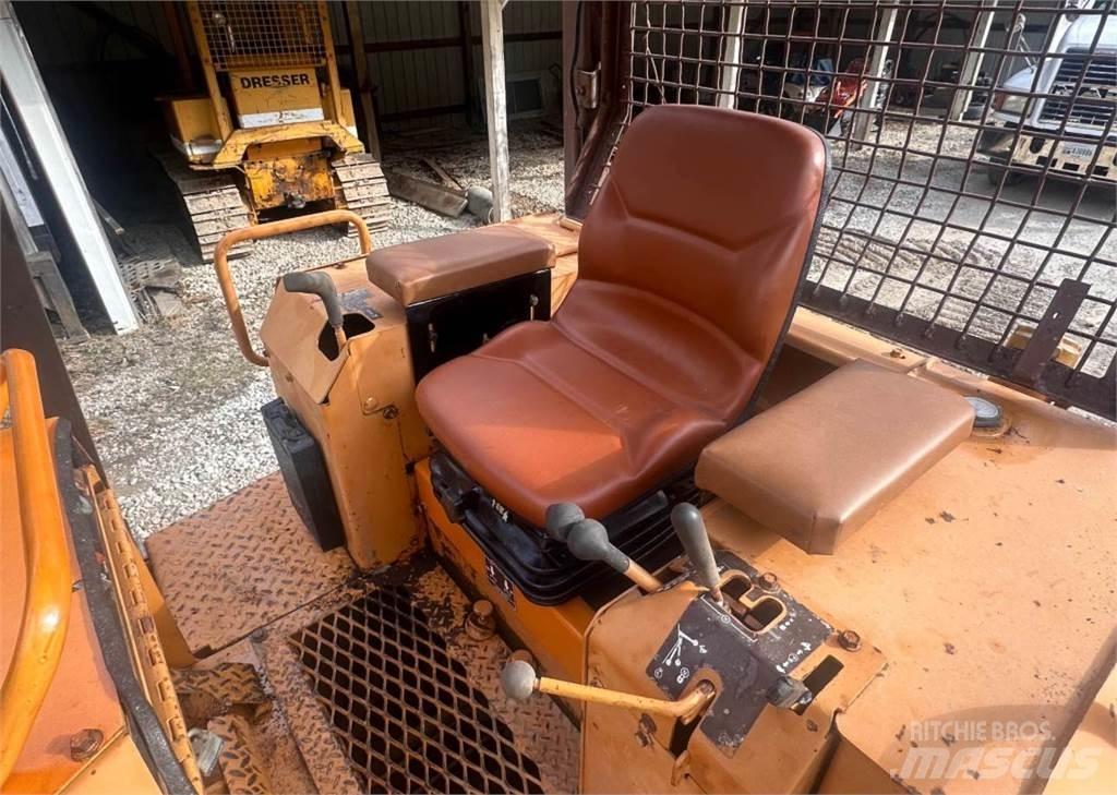 CASE 850E Telaketjupuskutraktorit