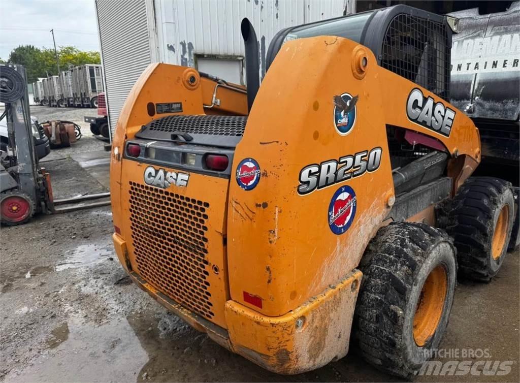 CASE SR250 Liukuohjatut kuormaajat