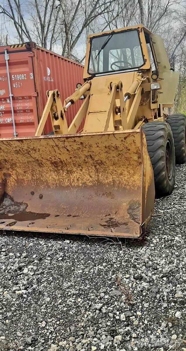CASE W20C Pyöräkuormaajat