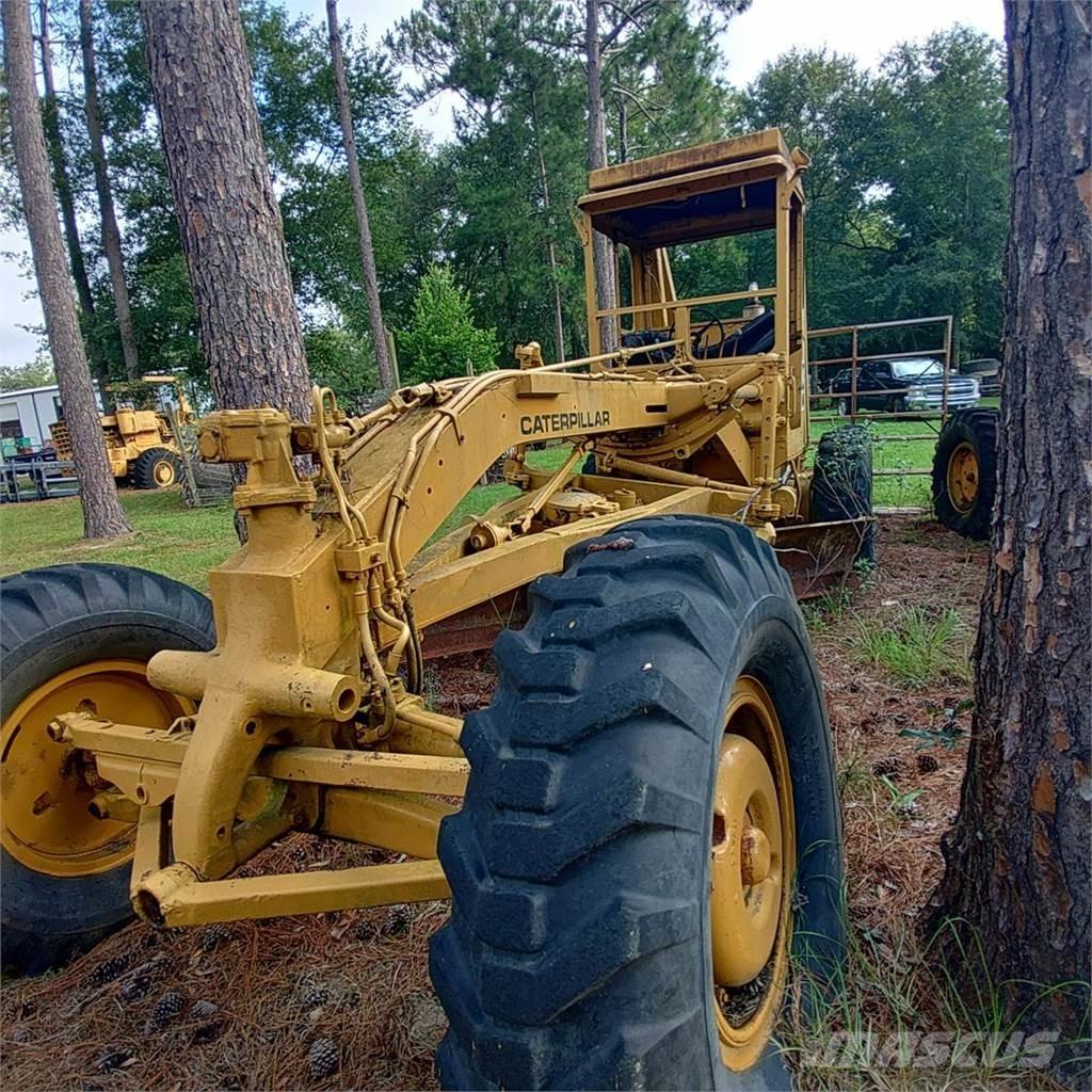 CAT 120 Tiehöylät