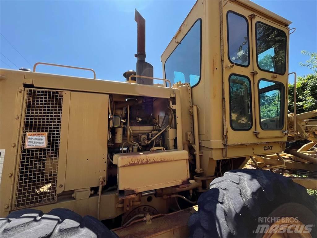 CAT 120G Tiehöylät