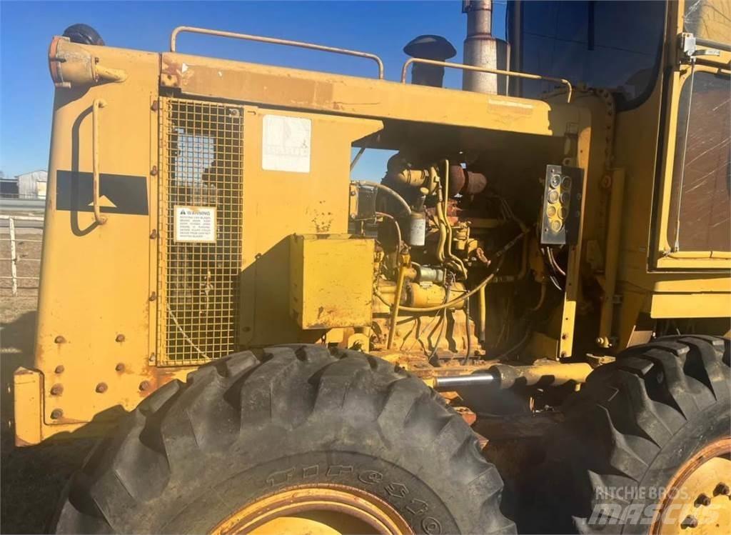 CAT 130G Tiehöylät
