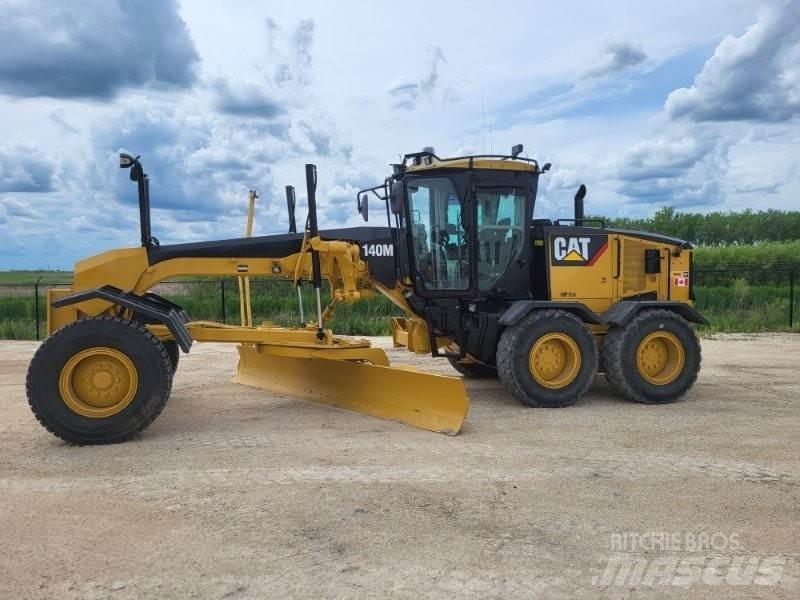 CAT 140M Tiehöylät