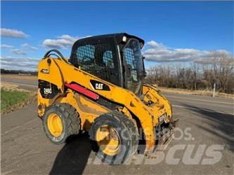 CAT 246C Liukuohjatut kuormaajat
