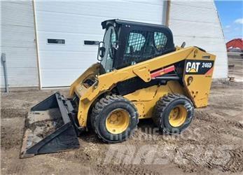 CAT 246D Liukuohjatut kuormaajat