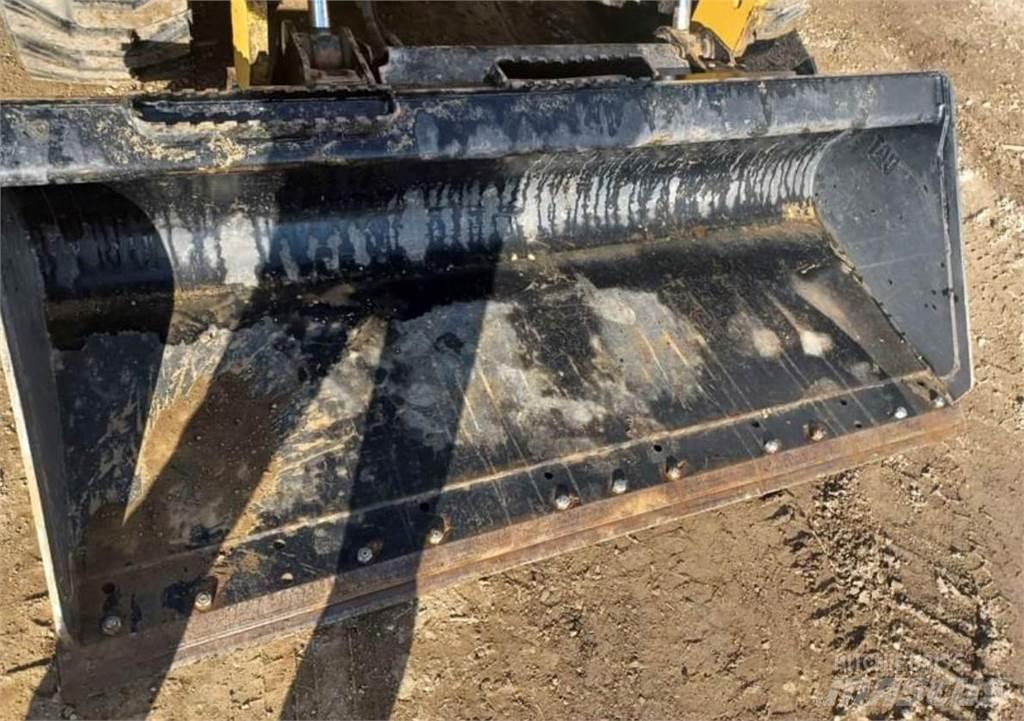 CAT 246D Liukuohjatut kuormaajat