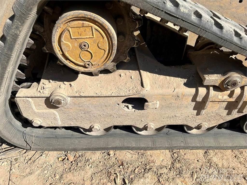 CAT 249D Liukuohjatut kuormaajat