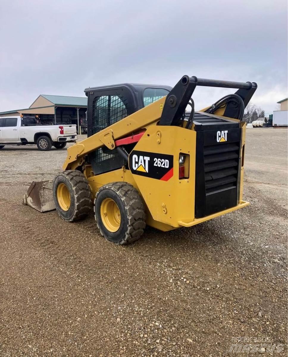 CAT 262D Liukuohjatut kuormaajat
