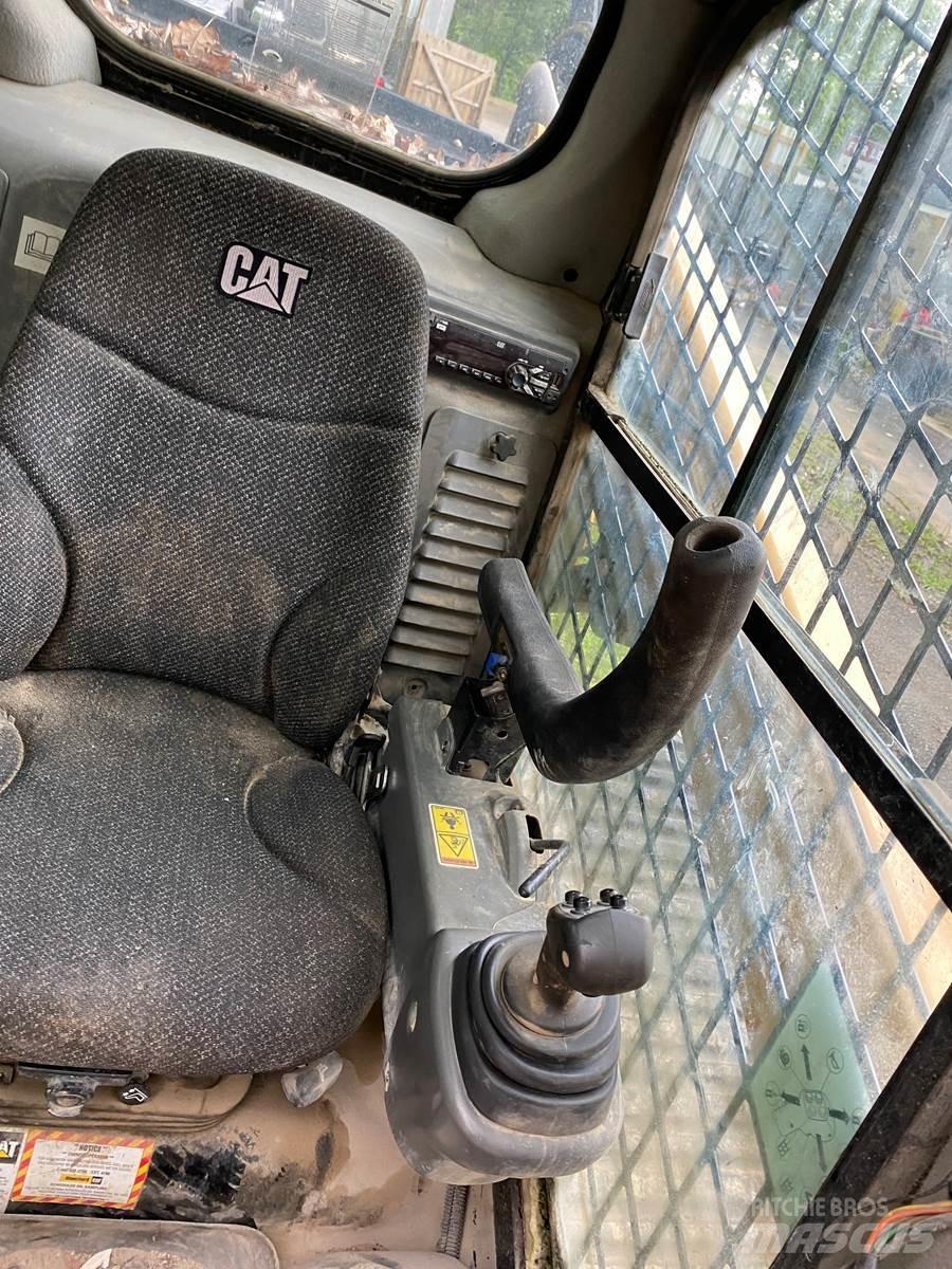 CAT 287D Liukuohjatut kuormaajat