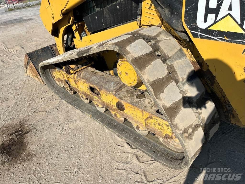CAT 299D Liukuohjatut kuormaajat