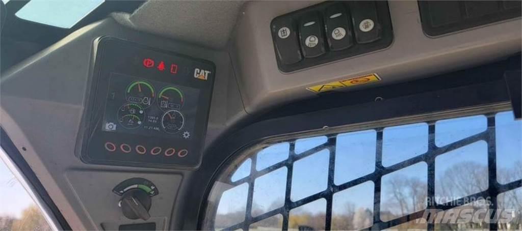CAT 299D2 Liukuohjatut kuormaajat