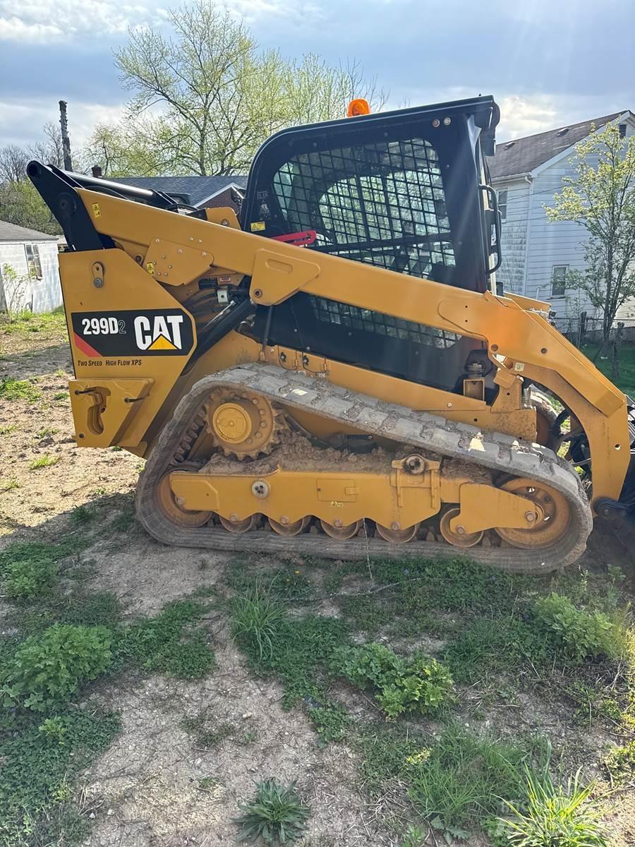 CAT 299D2 Liukuohjatut kuormaajat