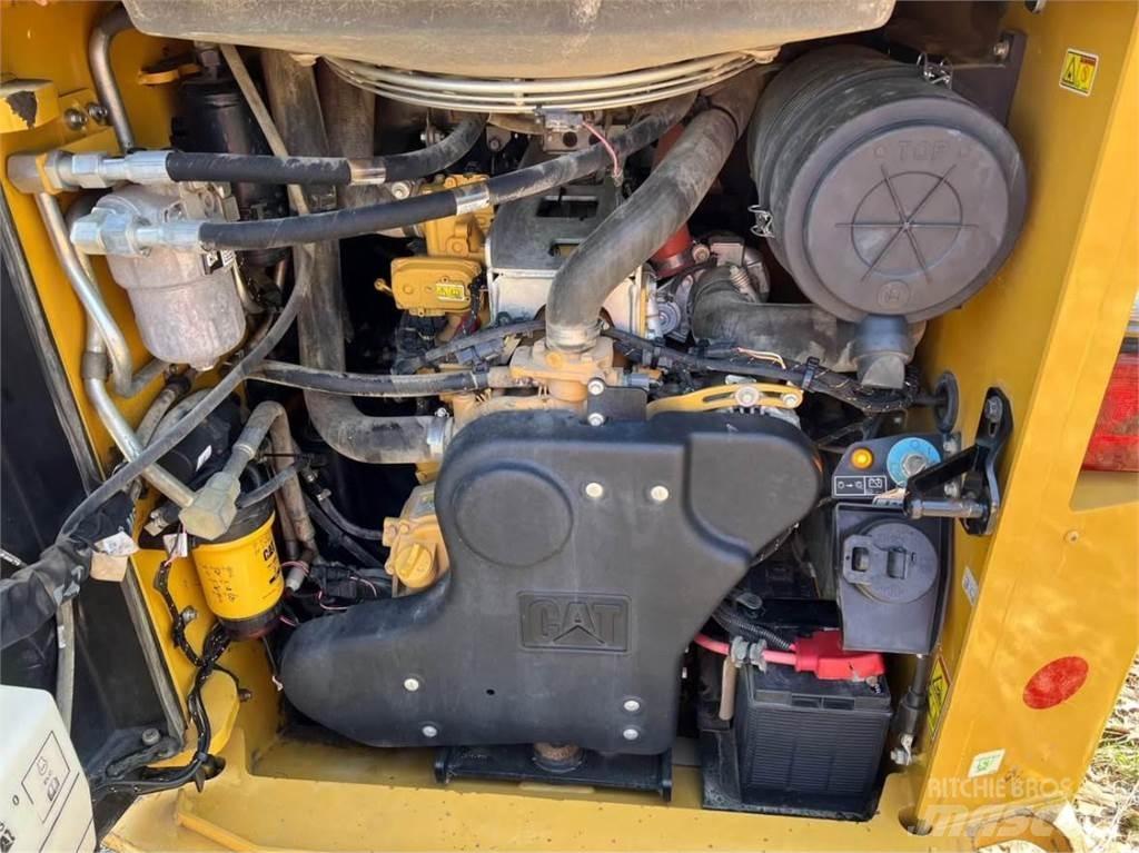CAT 299D3 Liukuohjatut kuormaajat
