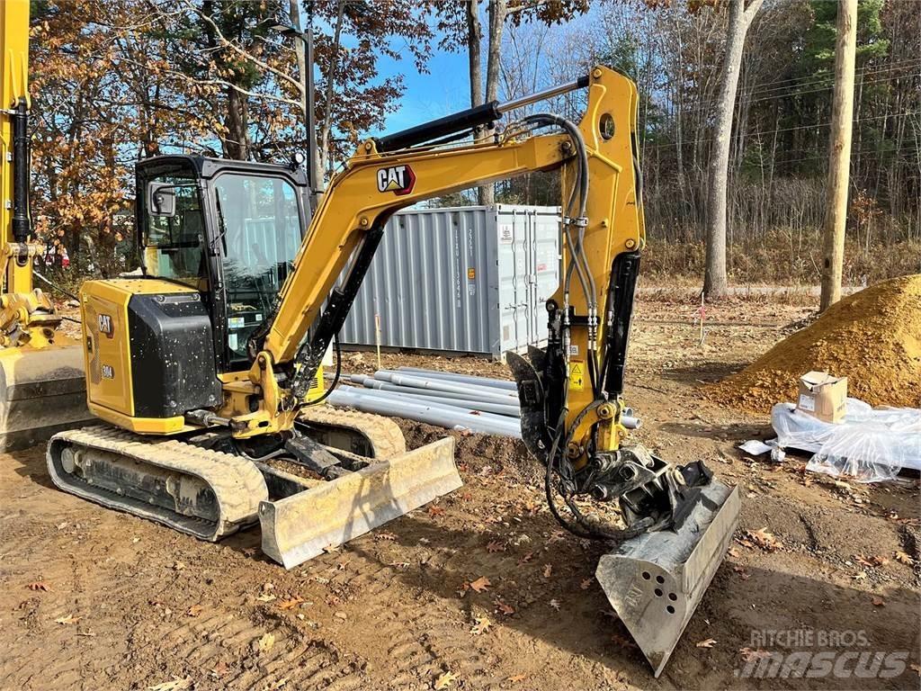 CAT 304 Telakaivukoneet