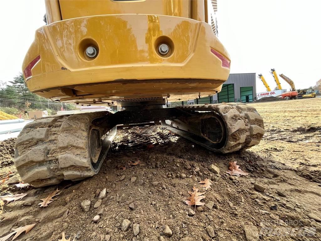CAT 304 Telakaivukoneet