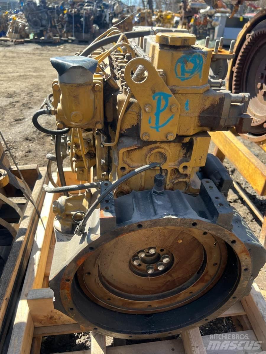 CAT 3044T Moottorit