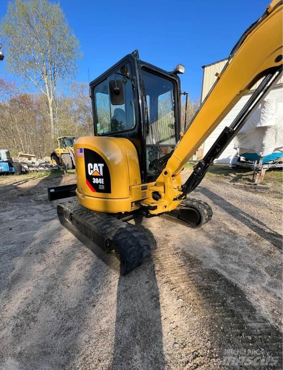 CAT 304E Minikaivukoneet < 7t