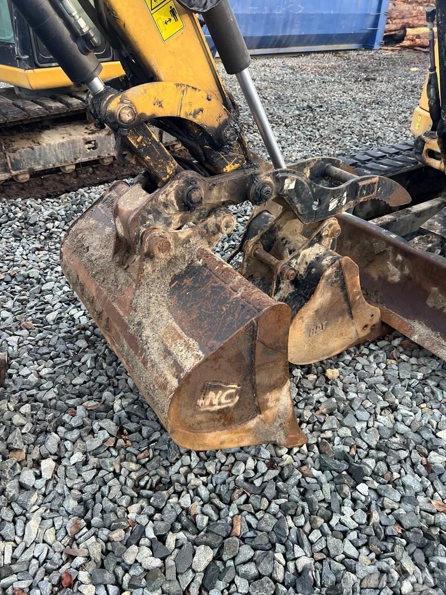 CAT 305 Minikaivukoneet < 7t