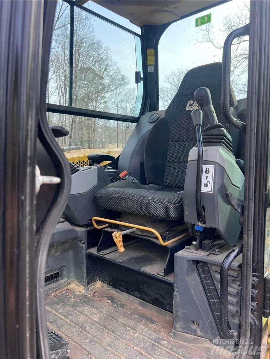 CAT 306 Minikaivukoneet < 7t