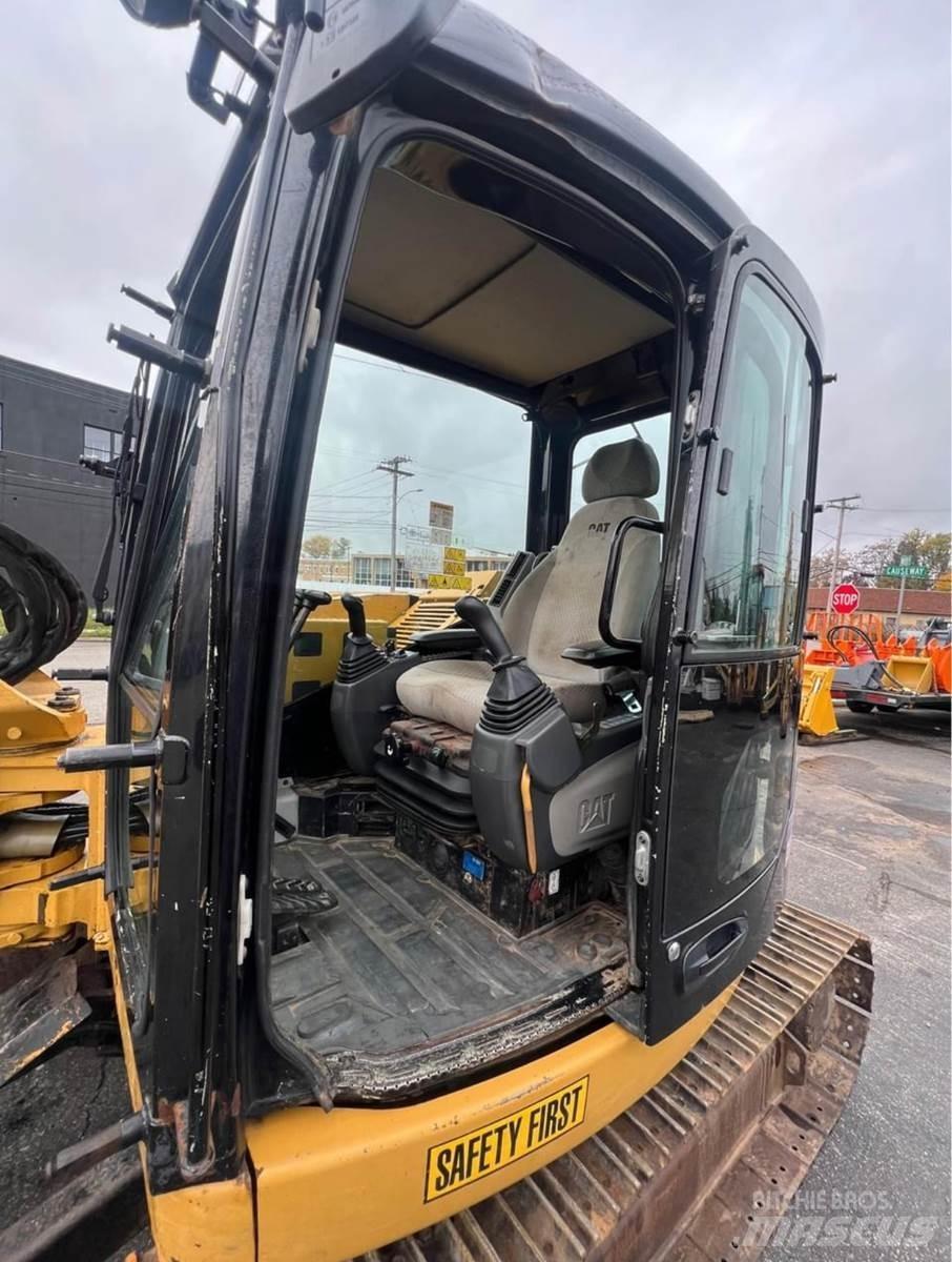 CAT 308D Telakaivukoneet