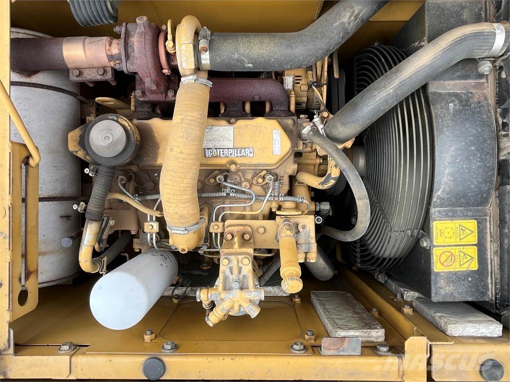 CAT 311C Telakaivukoneet