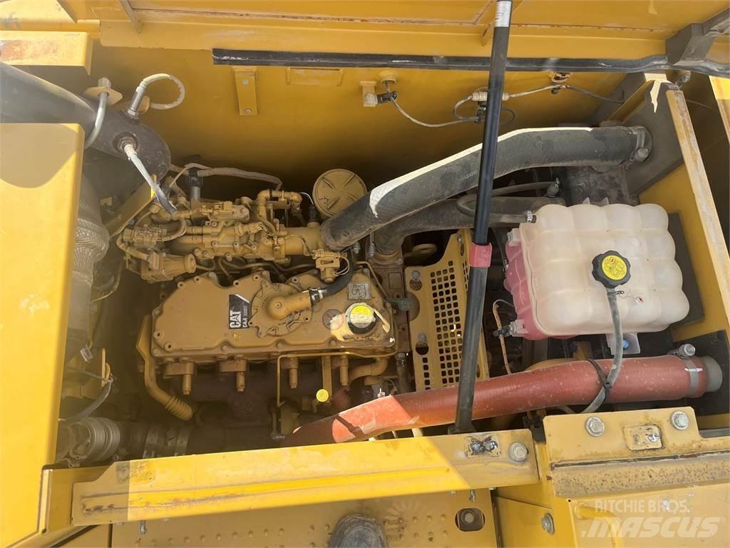 CAT 313FL Telakaivukoneet