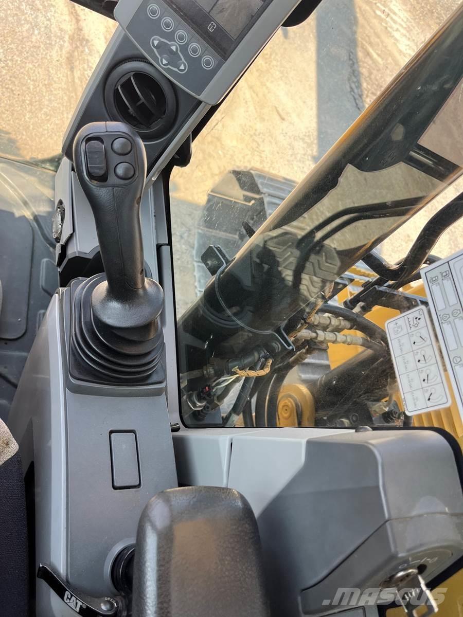 CAT 313FL Telakaivukoneet