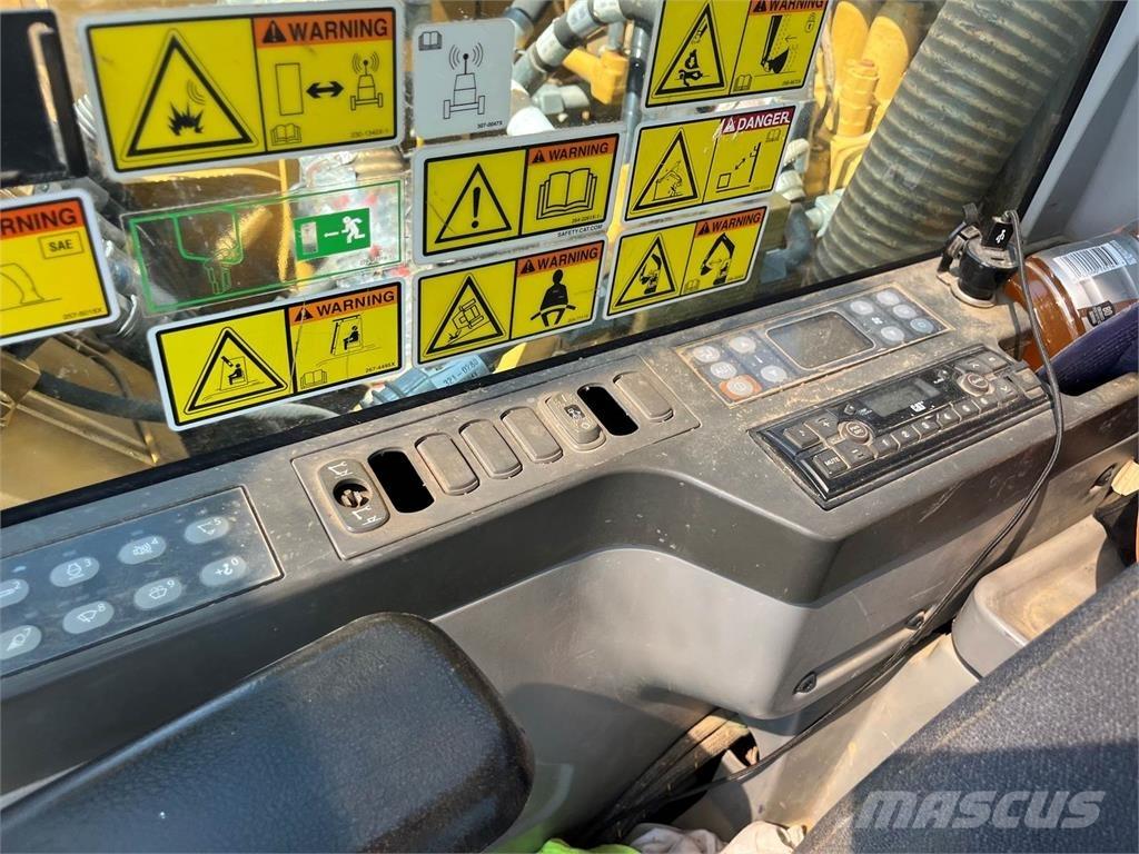 CAT 313FL Telakaivukoneet