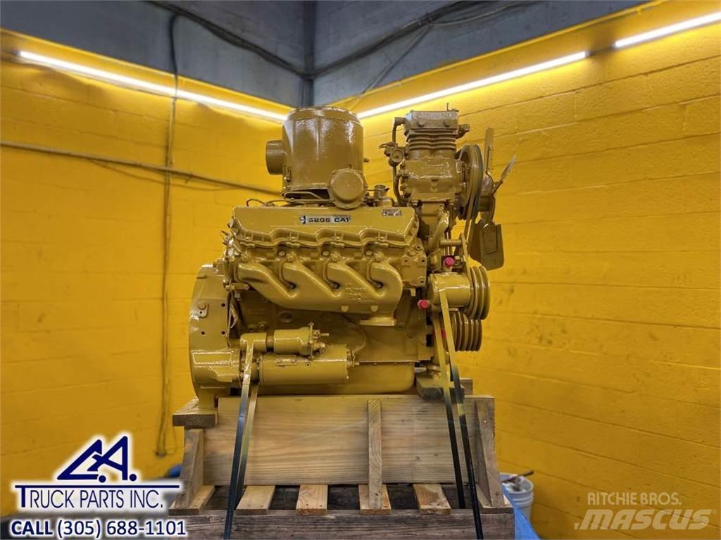 CAT 3208 Moottorit