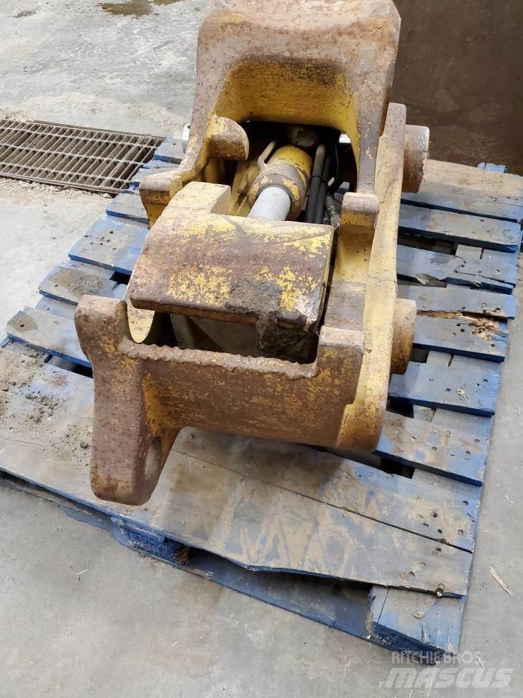 CAT 320DL Pikakytkimet