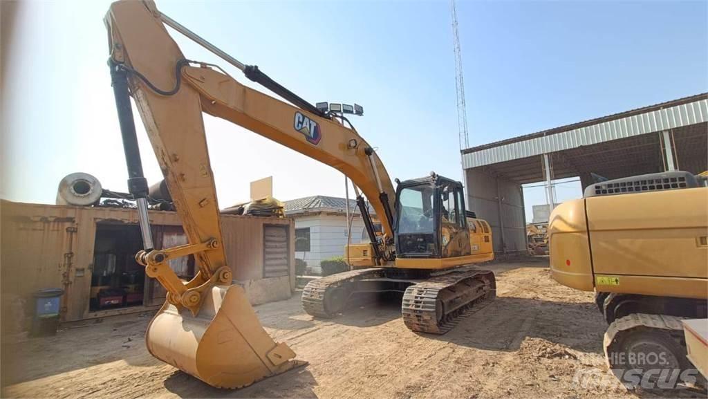 CAT 323D3 Telakaivukoneet