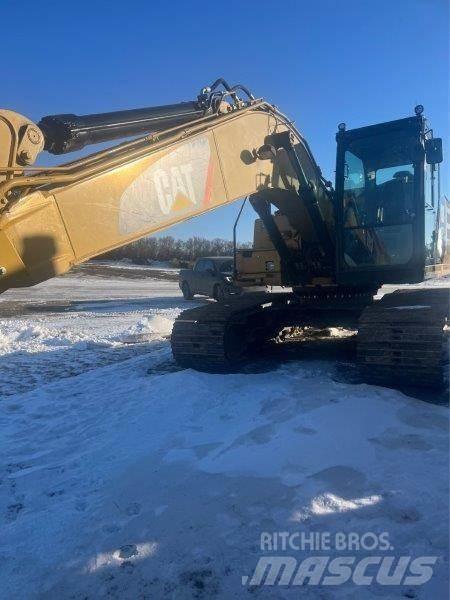 CAT 323FL Telakaivukoneet