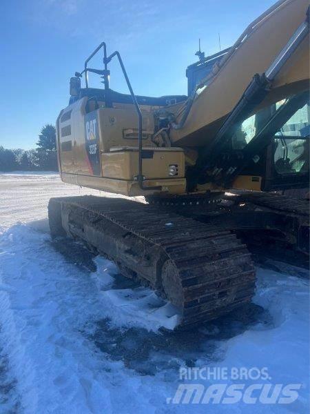 CAT 323FL Telakaivukoneet